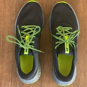 Men’s Nike Revolution Running Shoes